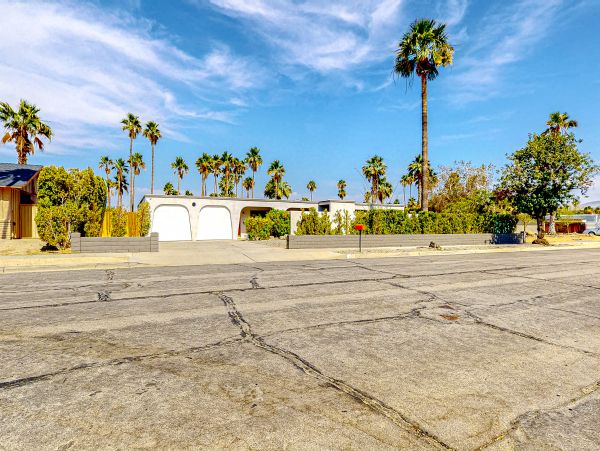 Palm Springs Home 1028424