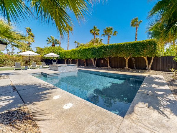 Palm Springs Home 1028425