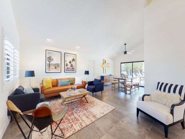 Palm Springs Home 1028425