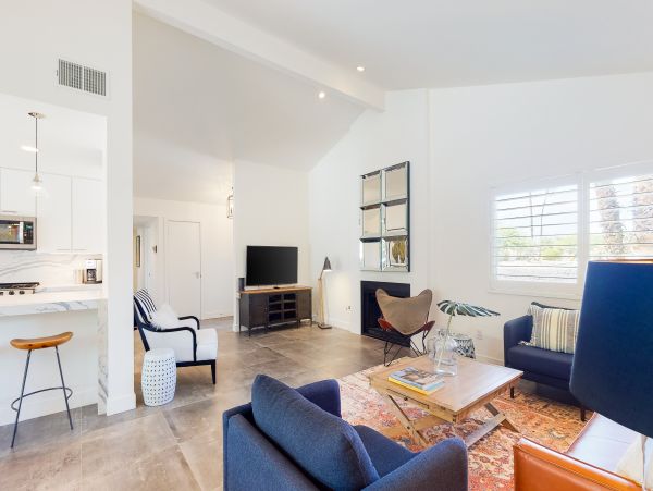 Palm Springs Home 1028425