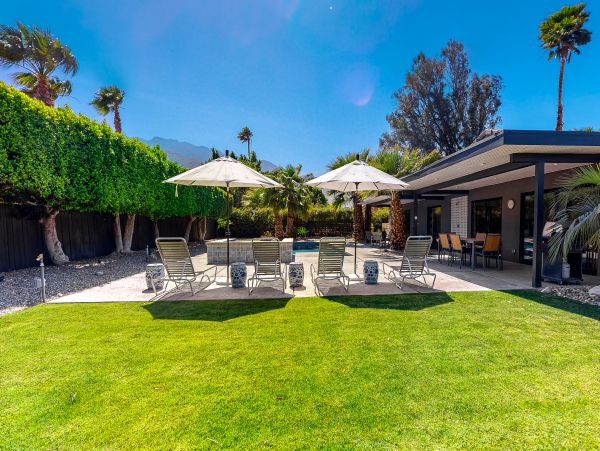 Palm Springs Home 1028425