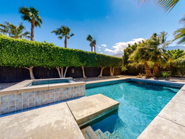 Palm Springs Home 1028425