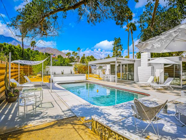 Palm Springs Home 1028426