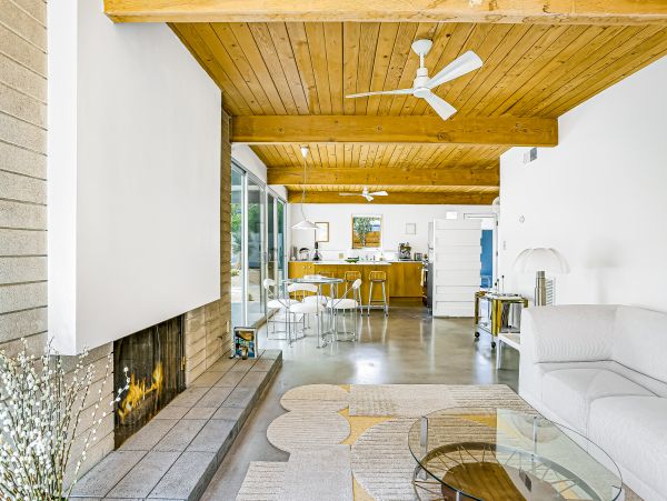 Palm Springs Home 1028426