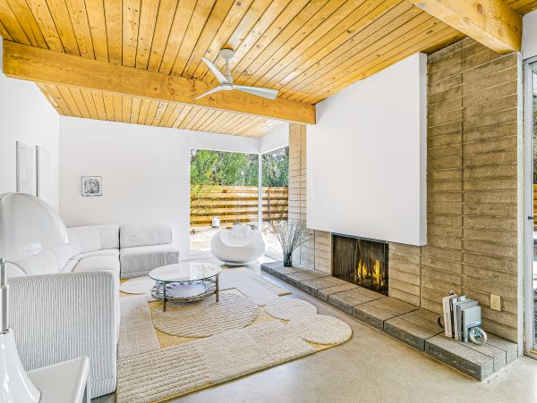 Palm Springs Home 1028426