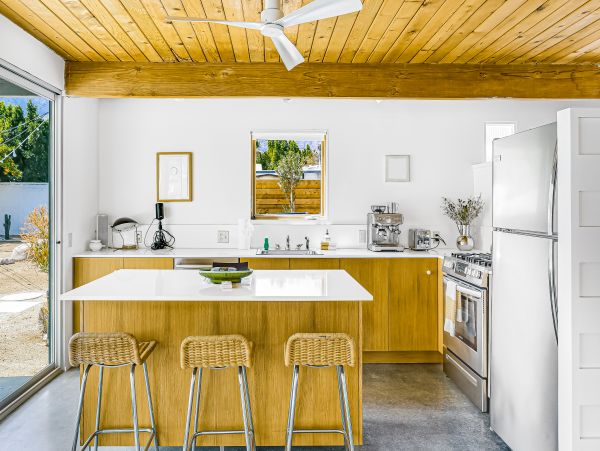 Palm Springs Home 1028426