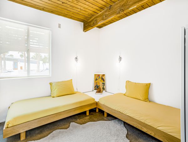 Palm Springs Home 1028426