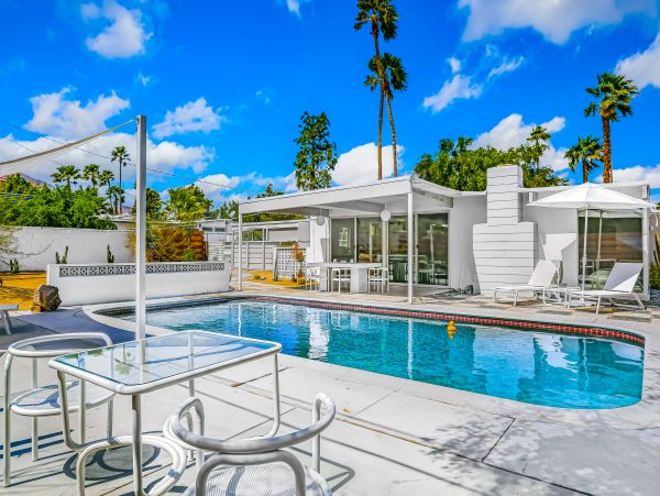 Palm Springs Home 1028426