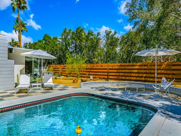 Palm Springs Home 1028426