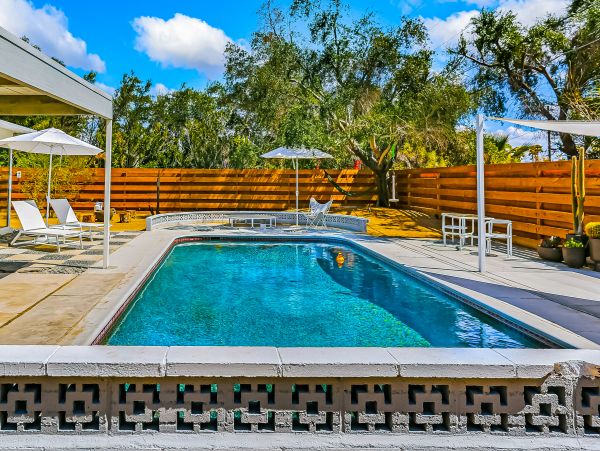 Palm Springs Home 1028426