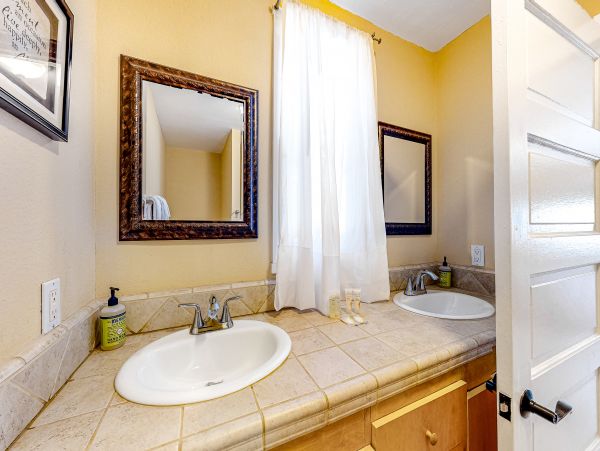 Palm Springs Home 1028428