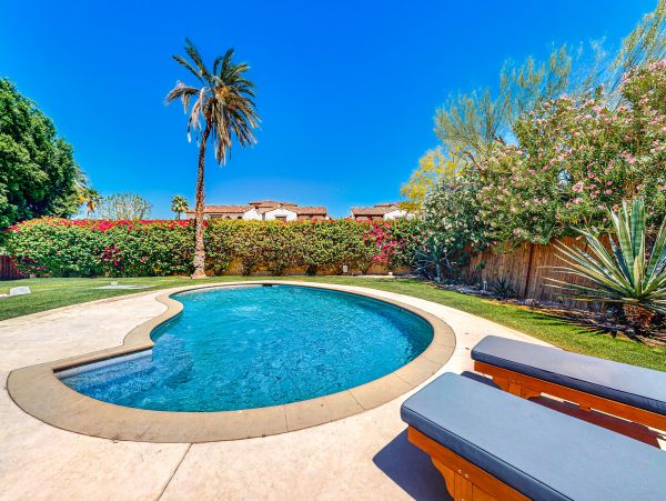 Palm Springs Home 1028428