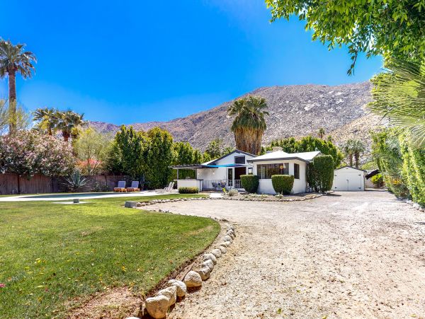 Palm Springs Home 1028428