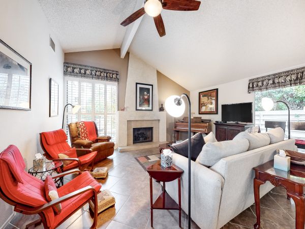 Palm Springs Home 1028429