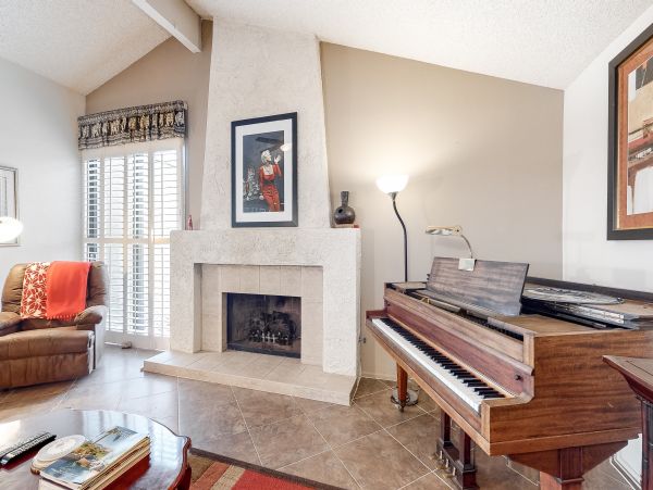 Palm Springs Home 1028429