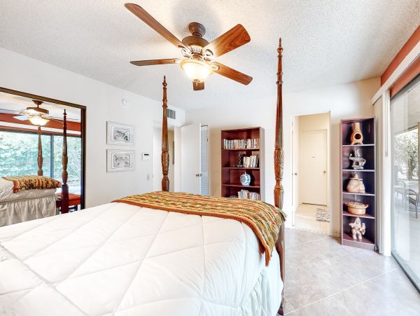 Palm Springs Home 1028429