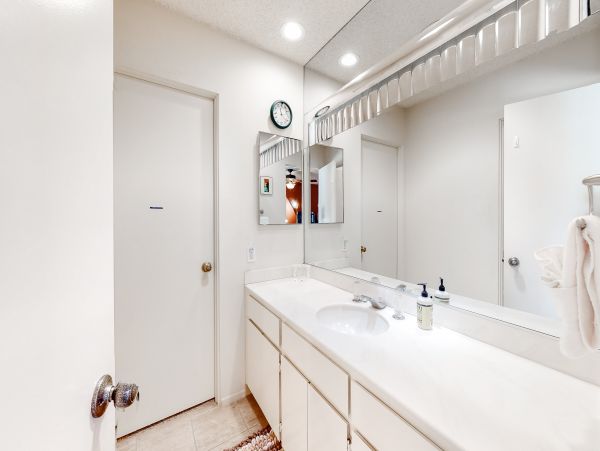 Palm Springs Home 1028429