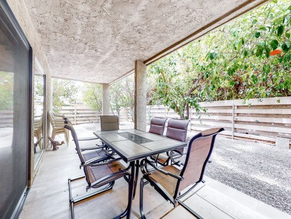 Palm Springs Home 1028429