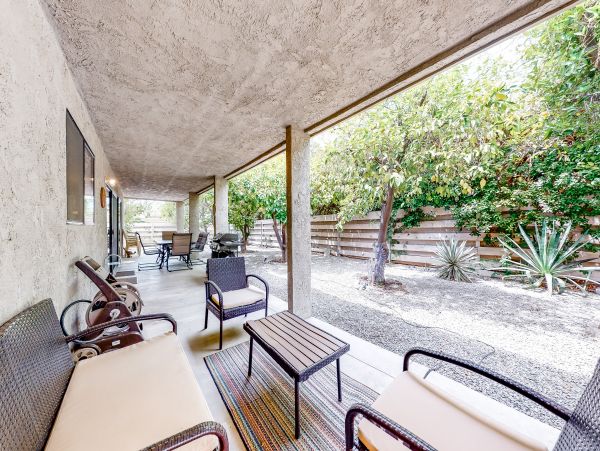 Palm Springs Home 1028429