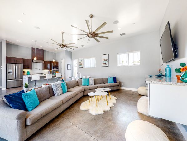 Palm Springs Home 1028430