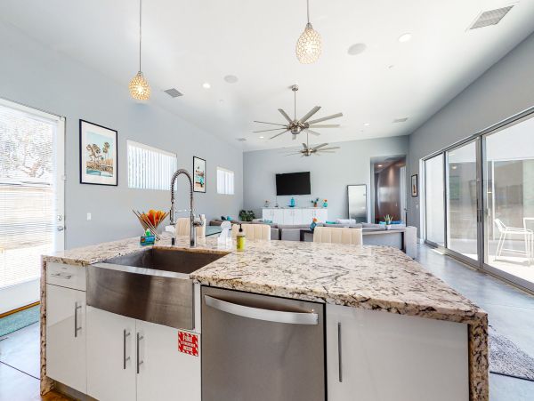 Palm Springs Home 1028430