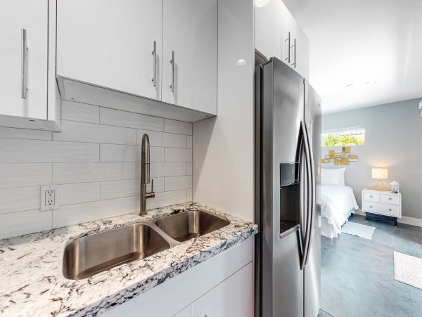 Palm Springs Home 1028430