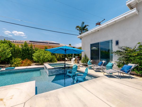 Palm Springs Home 1028430