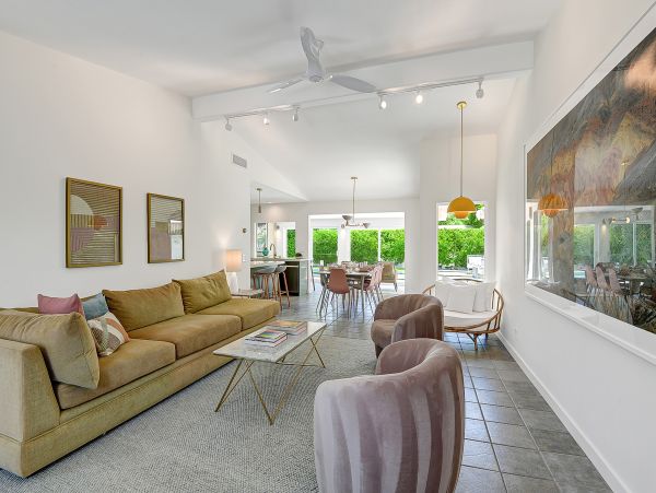 Palm Springs Home 1028431