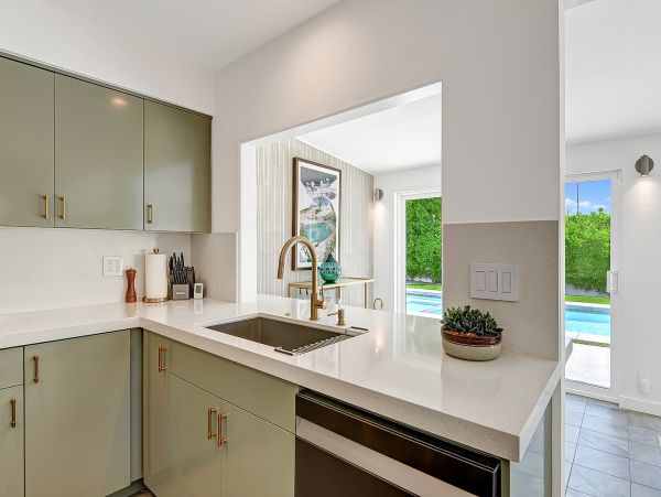 Palm Springs Home 1028431