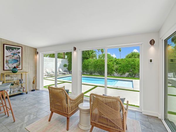 Palm Springs Home 1028431