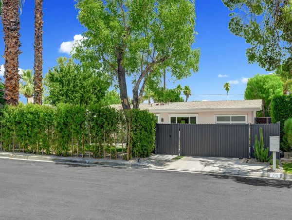 Palm Springs Home 1028431