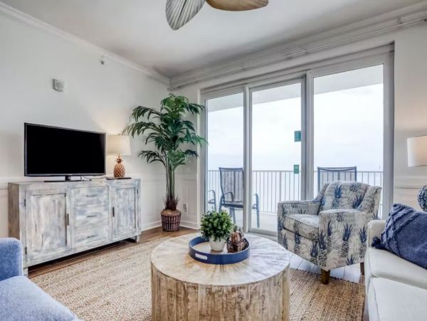 Beachfront Condo with Gulf Views in Panama City Beach