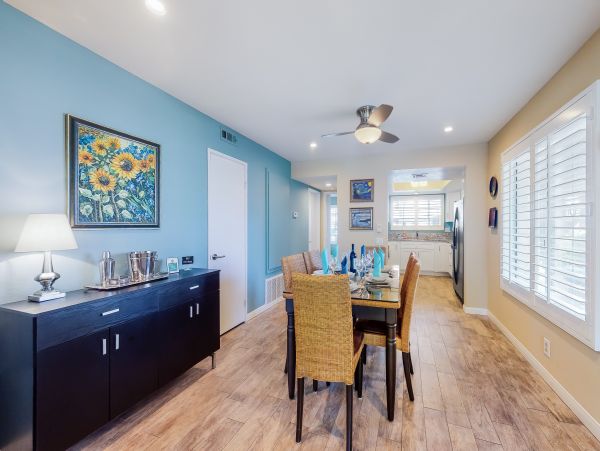 Palm Springs Home 1028433
