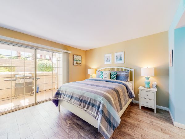 Palm Springs Home 1028433