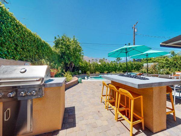 Palm Springs Home 1028434