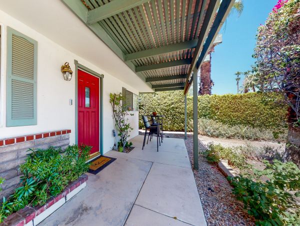 Palm Springs Home 1028434