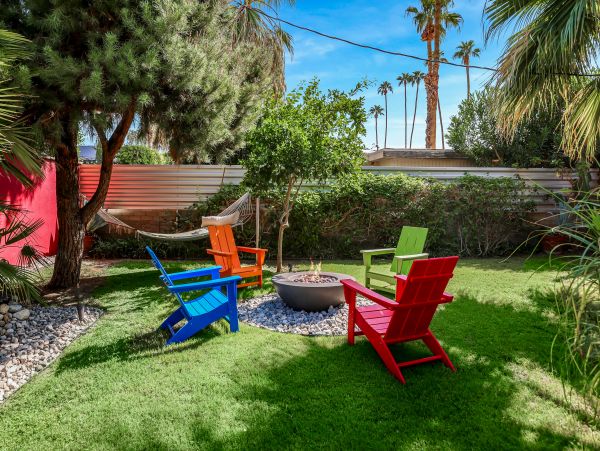 Palm Springs Home 1028435
