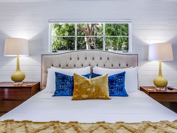 Palm Springs Home 1028435