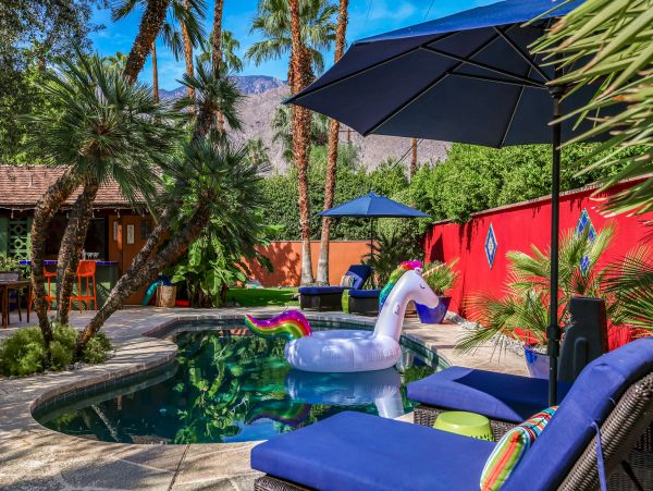 Palm Springs Home 1028435