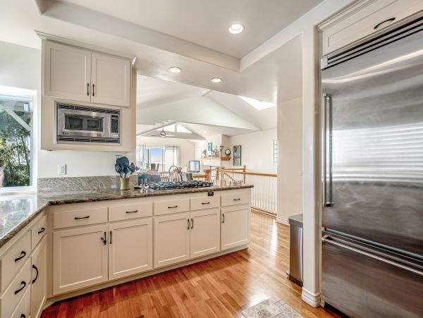 San Diego Beach Communities North Home 1028438