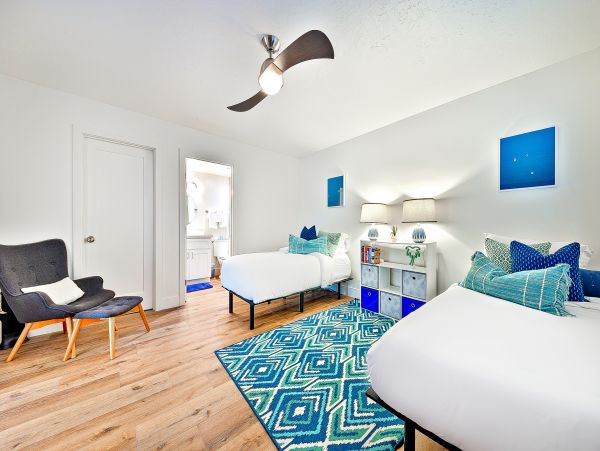 San Diego Beach Communities North Home 1028439