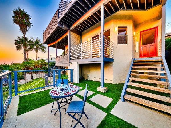 San Diego Beach Communities North Home 1028439