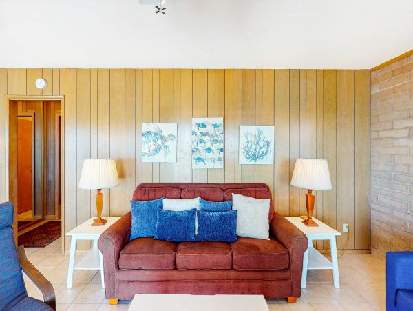 San Diego Beach Communities North Home 1028440