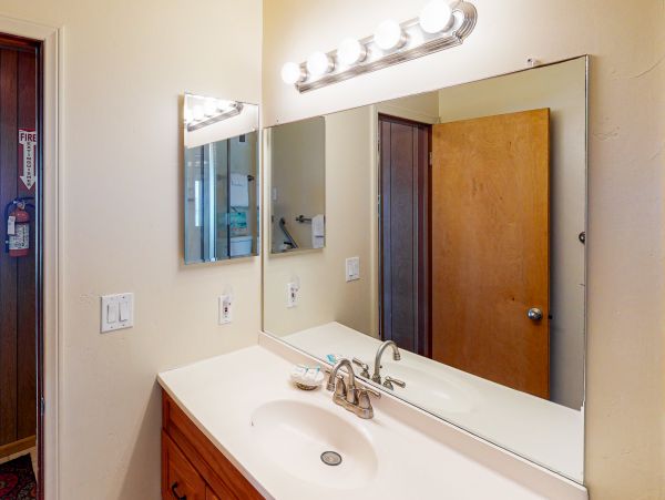 San Diego Beach Communities North Home 1028440