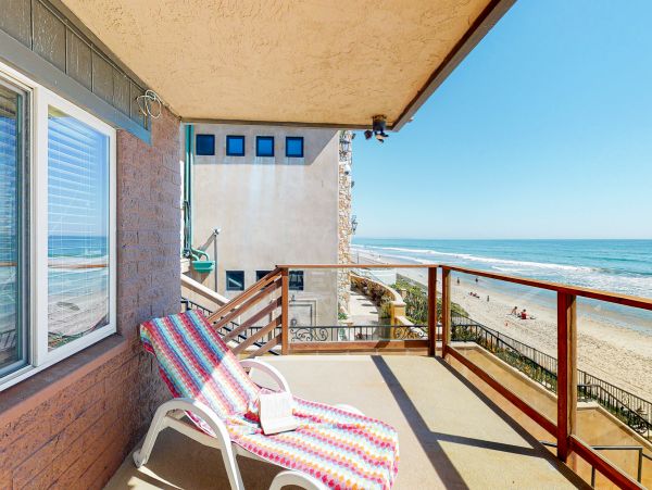 San Diego Beach Communities North Home 1028440