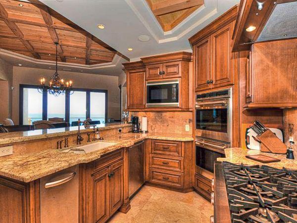 San Diego Beach Communities North Home 1028441
