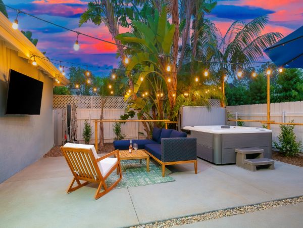 San Diego Beach Communities North Home 1028442