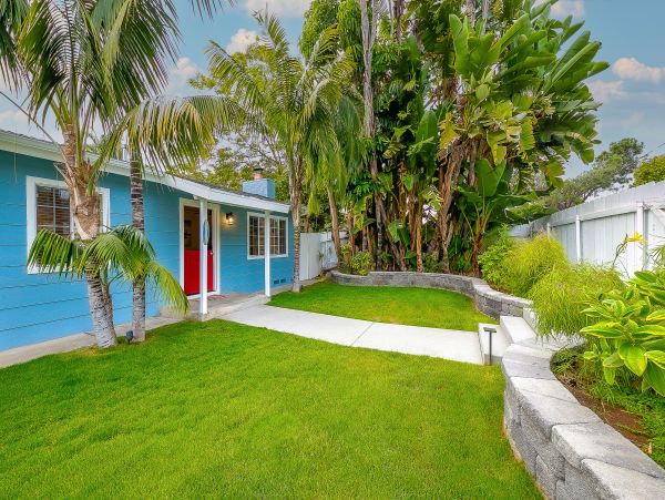 San Diego Beach Communities North Home 1028442