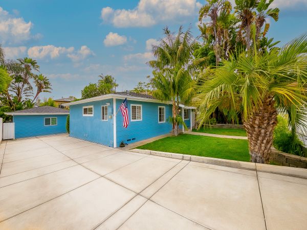San Diego Beach Communities North Home 1028442