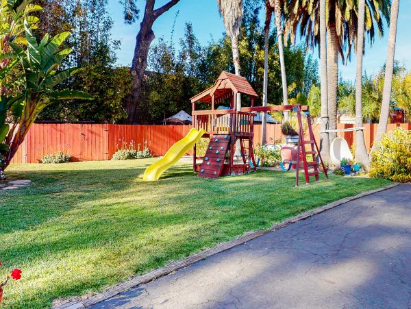 San Diego Beach Communities North Home 1028444
